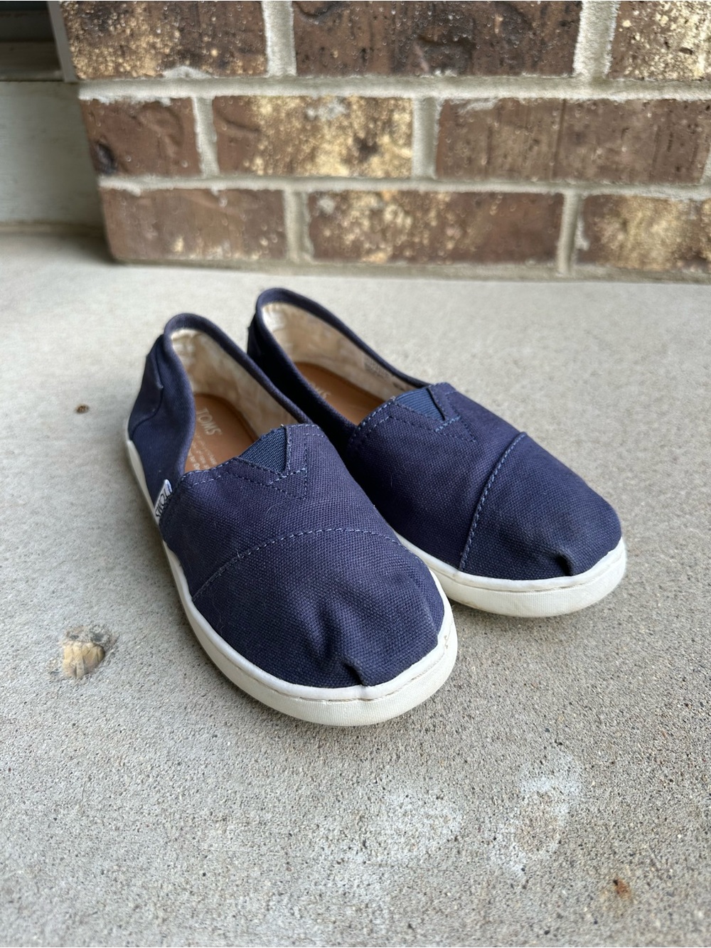 Youth Girls TOMS SlipOn